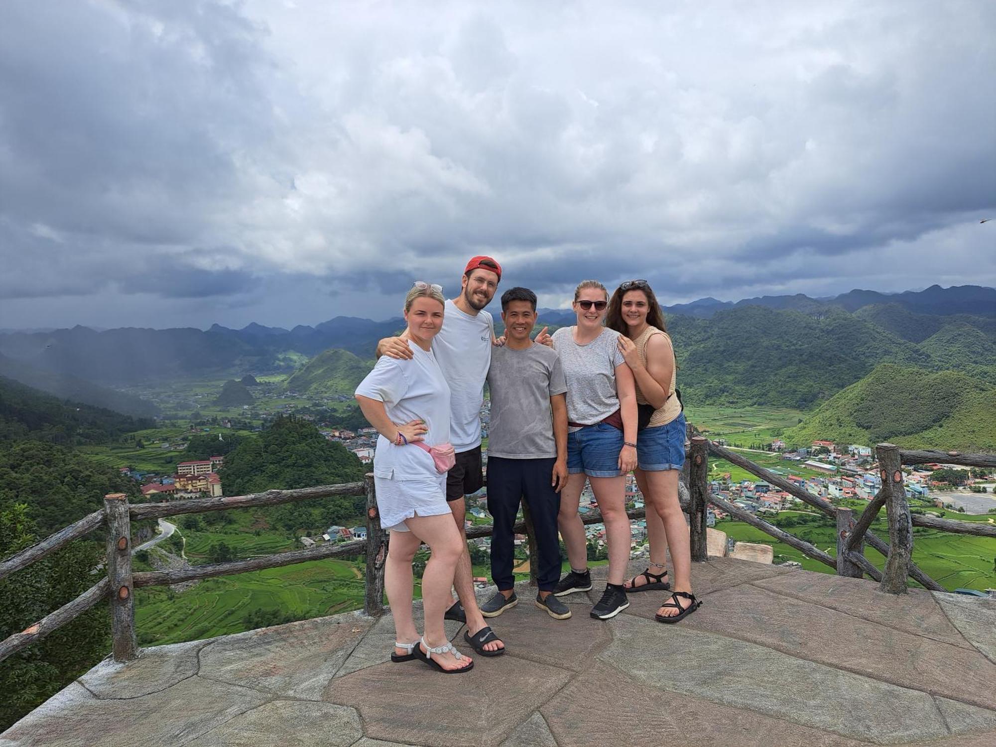 Homestay Field - Bungalow, Ha Giang Loop Tour, Motorbikes Rental Esterno foto